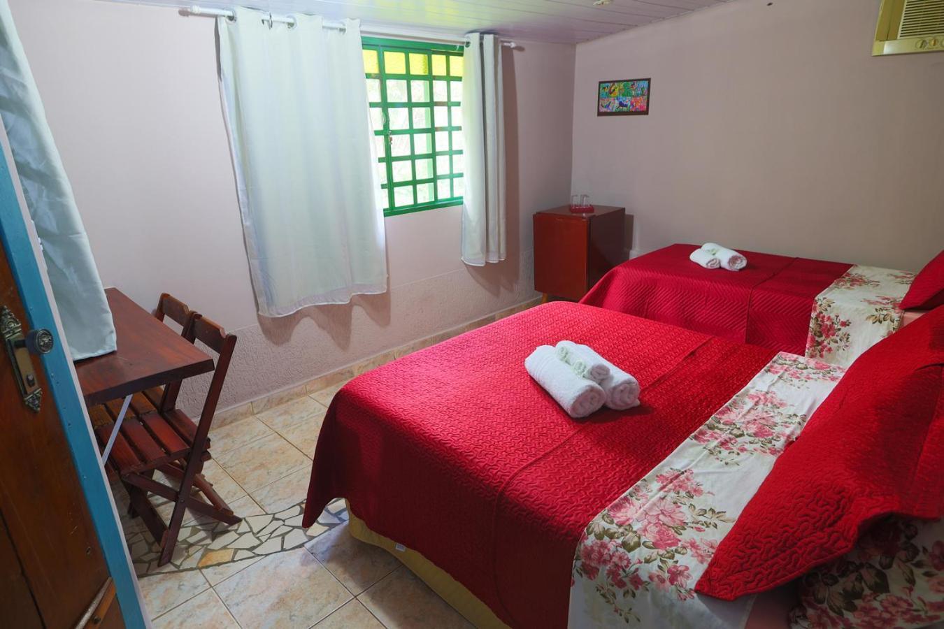 Pousada Linda Flor Bed and breakfast